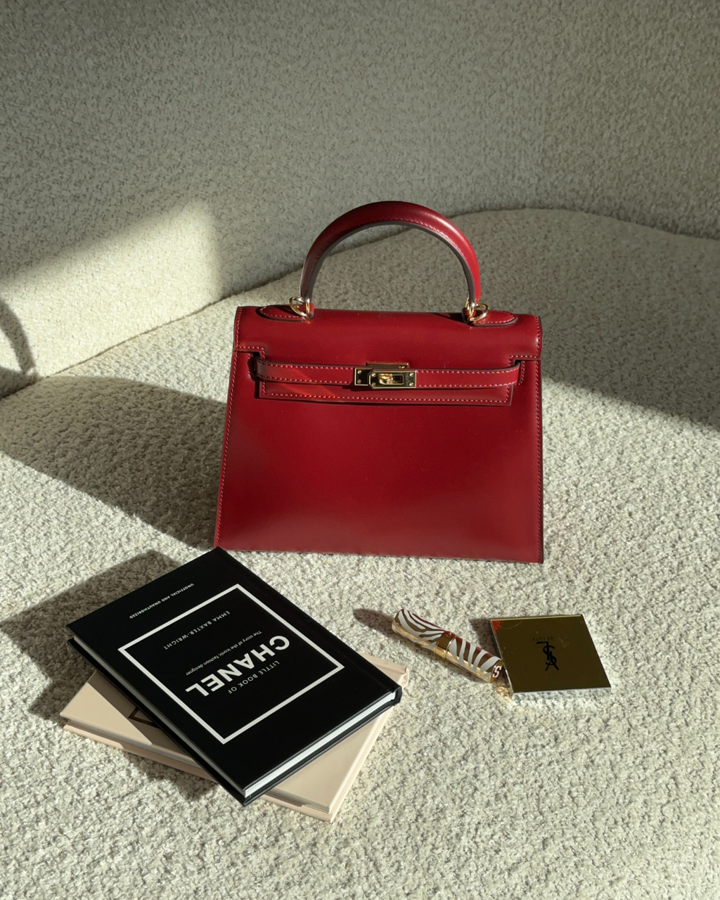 ALÉVANE | MINI SAC EN CUIR BORDEAUX ÉLÉGANT