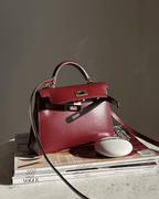 ALÉVANE | MINI SAC EN CUIR BORDEAUX ÉLÉGANT