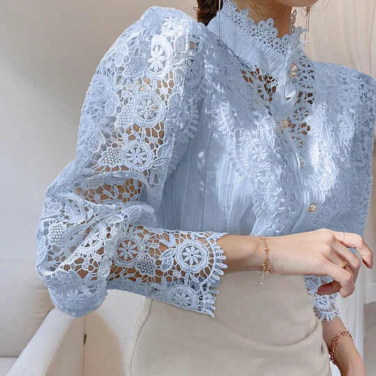 ALÉVANE | Chemise à manches longues avec dentelle et détails Tove