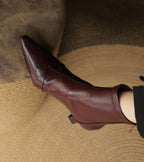 ALÉVANE | Bottines en cuir à talon élégant
