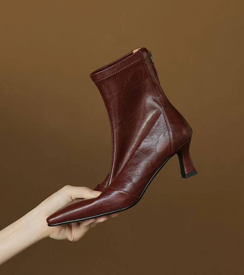 ALÉVANE | Bottines en cuir à talon élégant