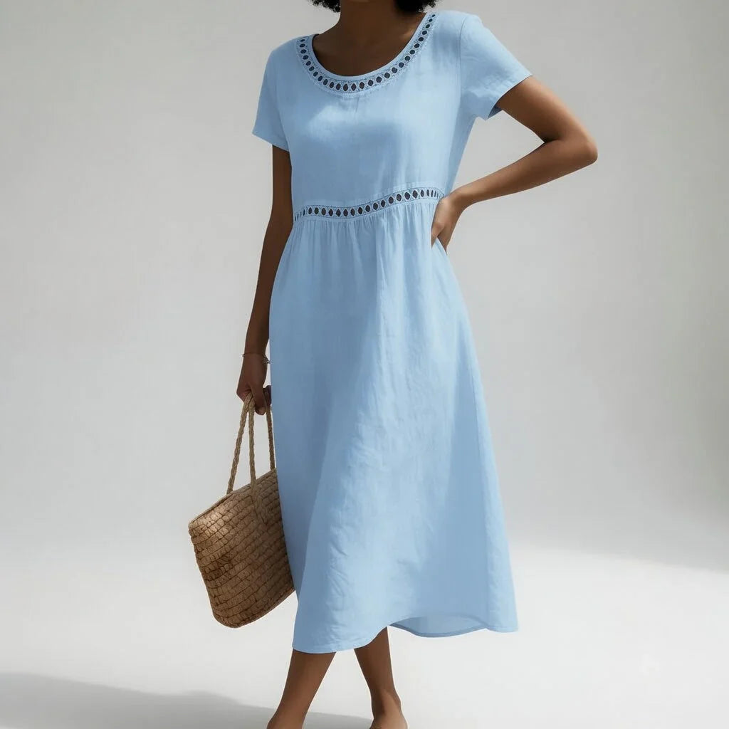 ALÉVANE | Robe Brodée en Lin