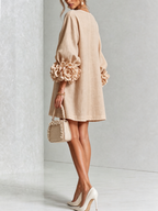 ALÉVANE | Mini-Robe Élégante à Détails Floraux