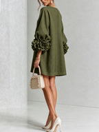 ALÉVANE | Mini-Robe Élégante à Détails Floraux
