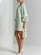 ALÉVANE | Mini-Robe Élégante à Détails Floraux